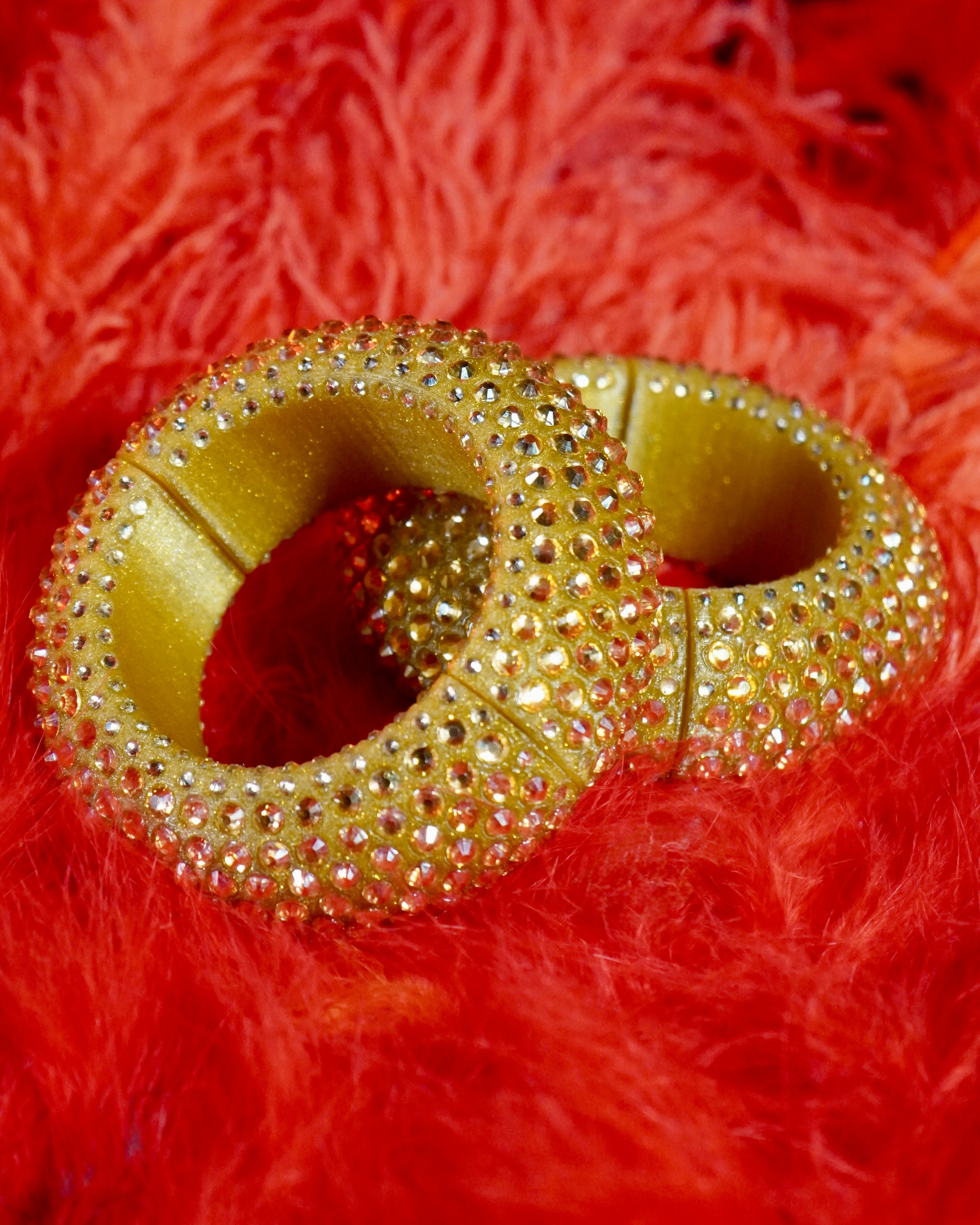 The Sparkling Diamond